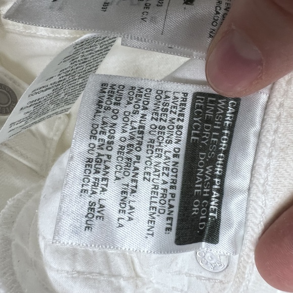 ON THRED UP - Levi's White Denim 712 Slim Size 26 - Picture 15 of 15